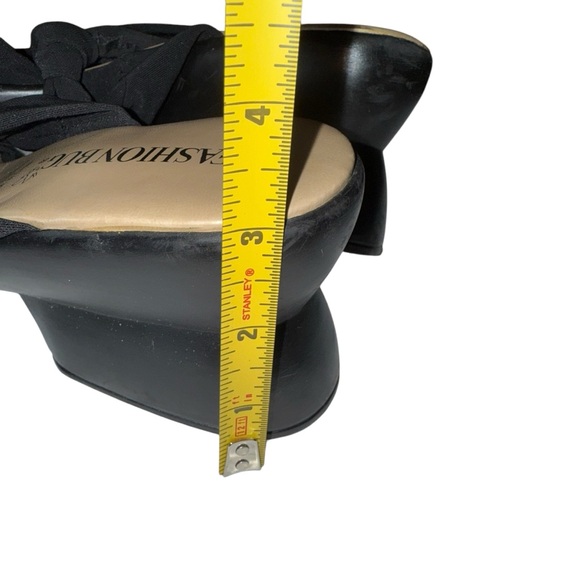Fashion Bug Wedge Heel Slip On Sandal Black Size 9  3” Wedge Heel Stretch Straps - Picture 5 of 6